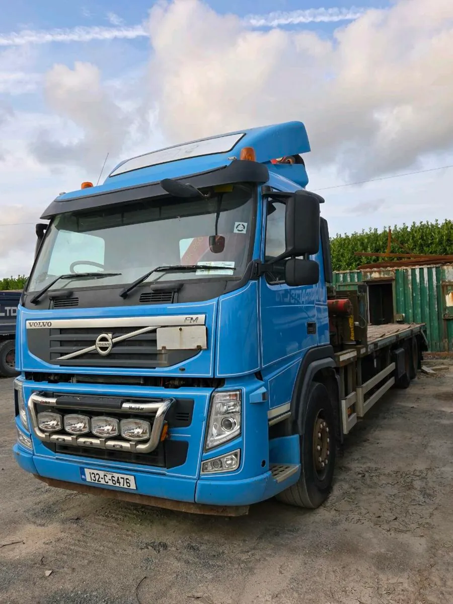 Volvo crane - Image 2