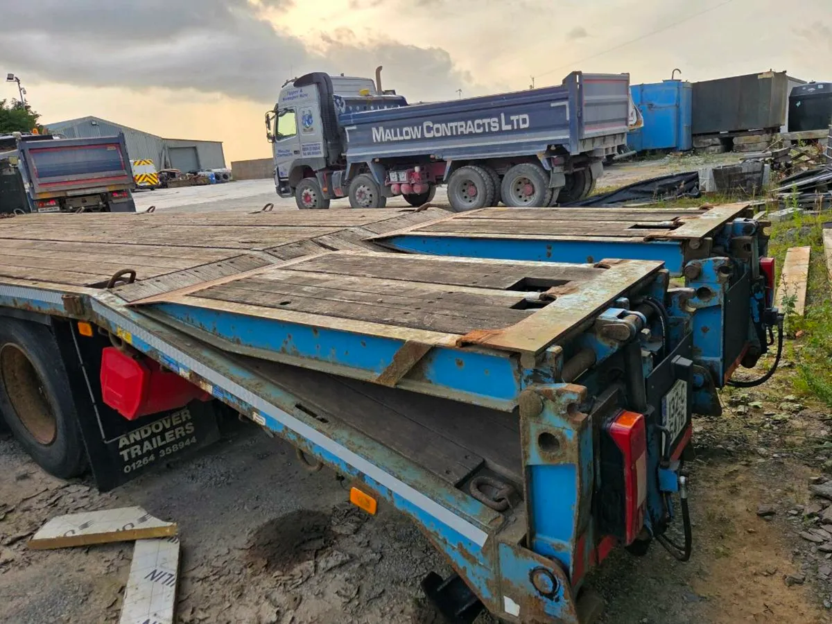 Volvo crane - Image 3