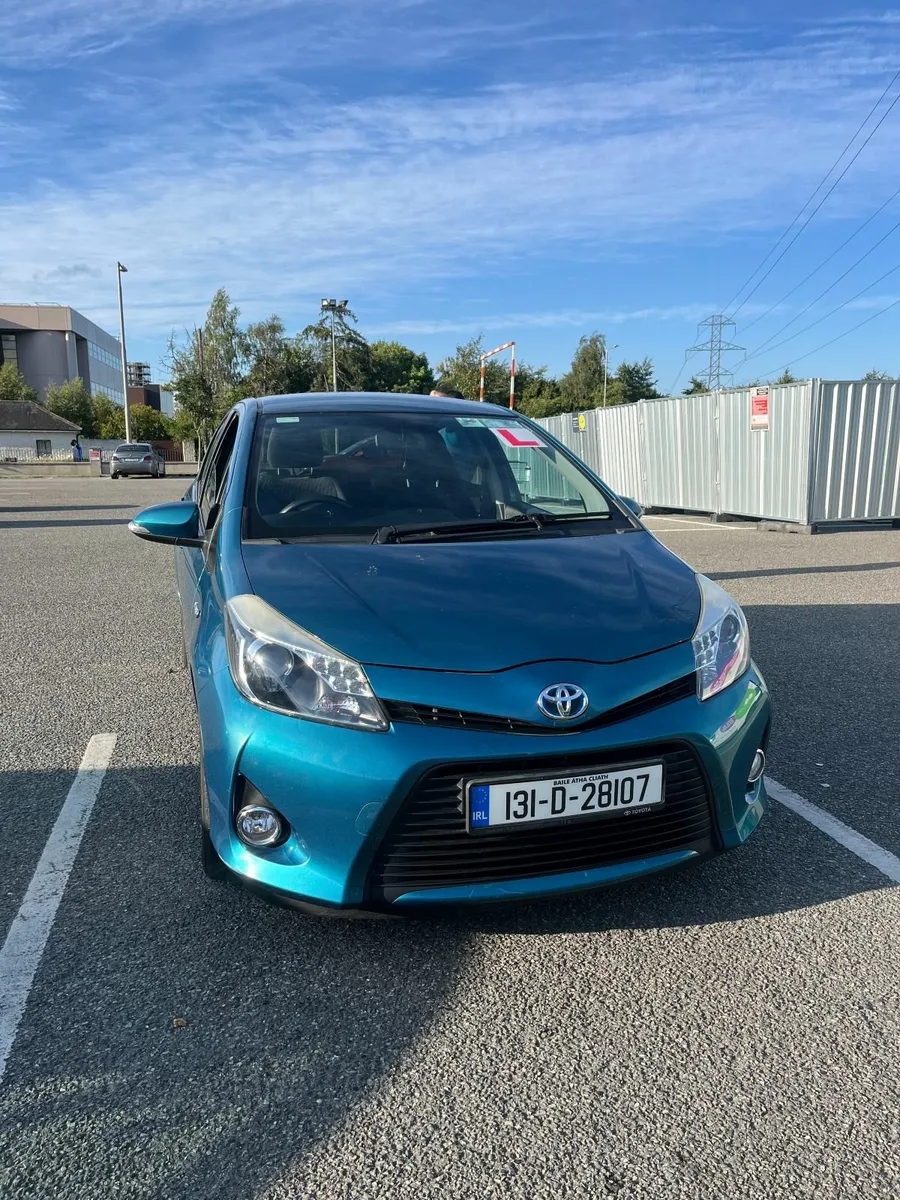 Toyota Yaris 2013 - Image 1