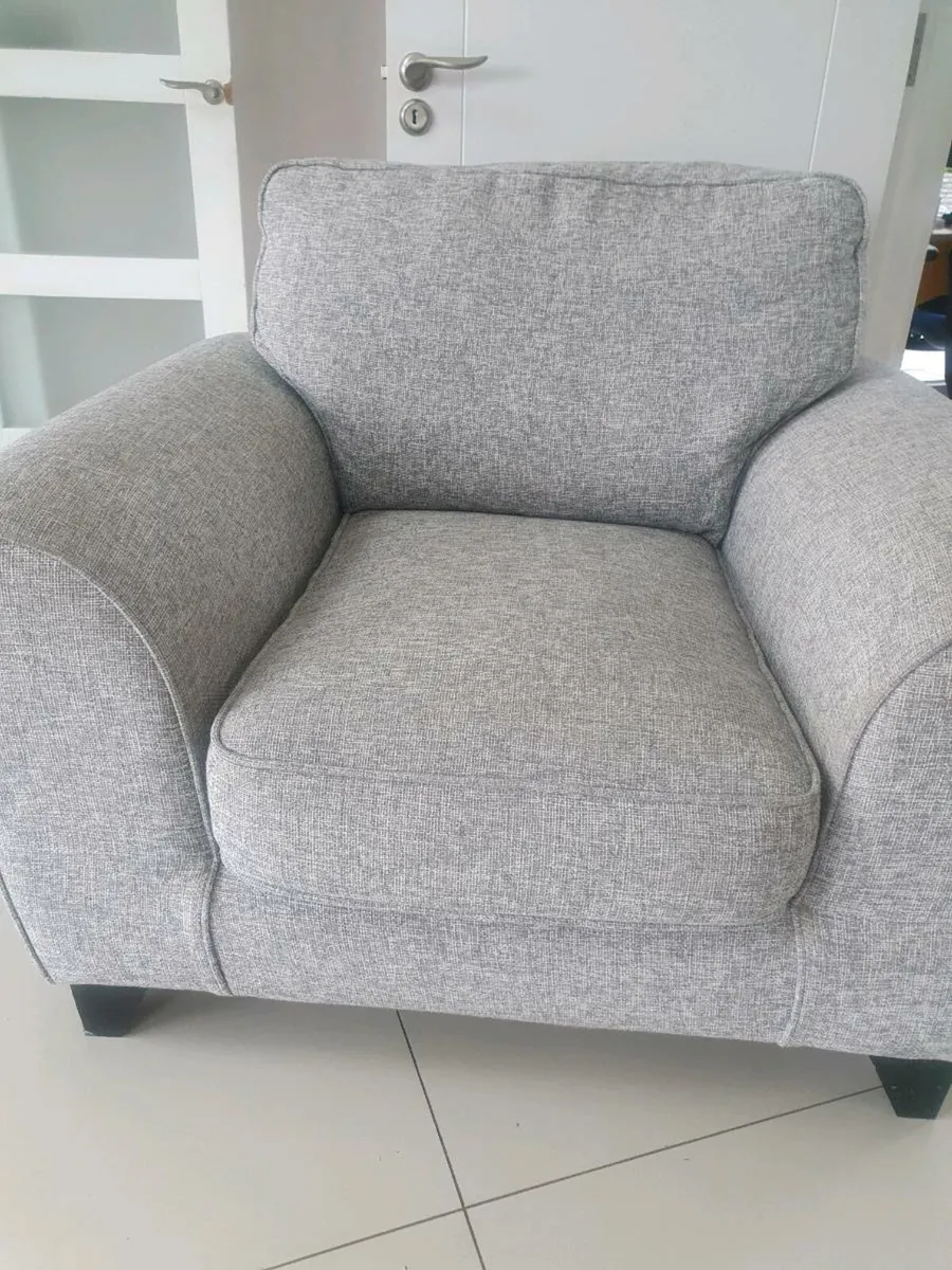 Arm chair - Image 2
