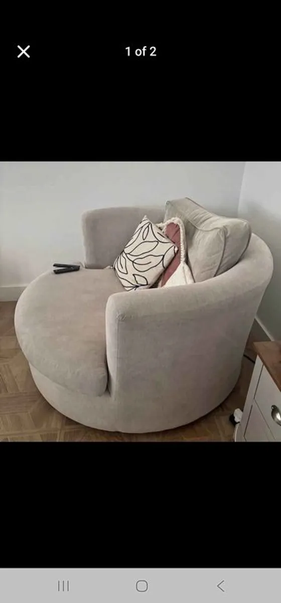 Armchair - Image 2