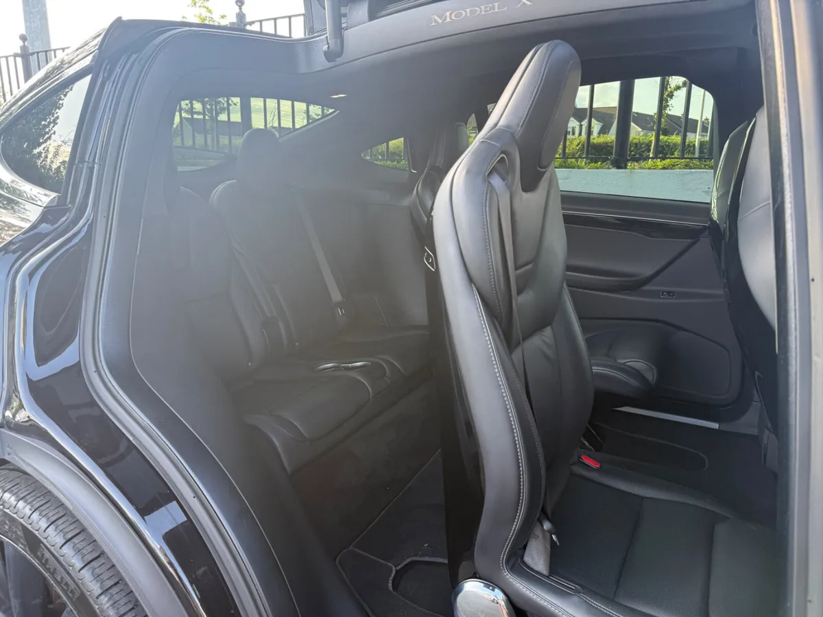 Tesla Model X P100D 772BHP PERFORMANCE 6 SEATER - Image 3