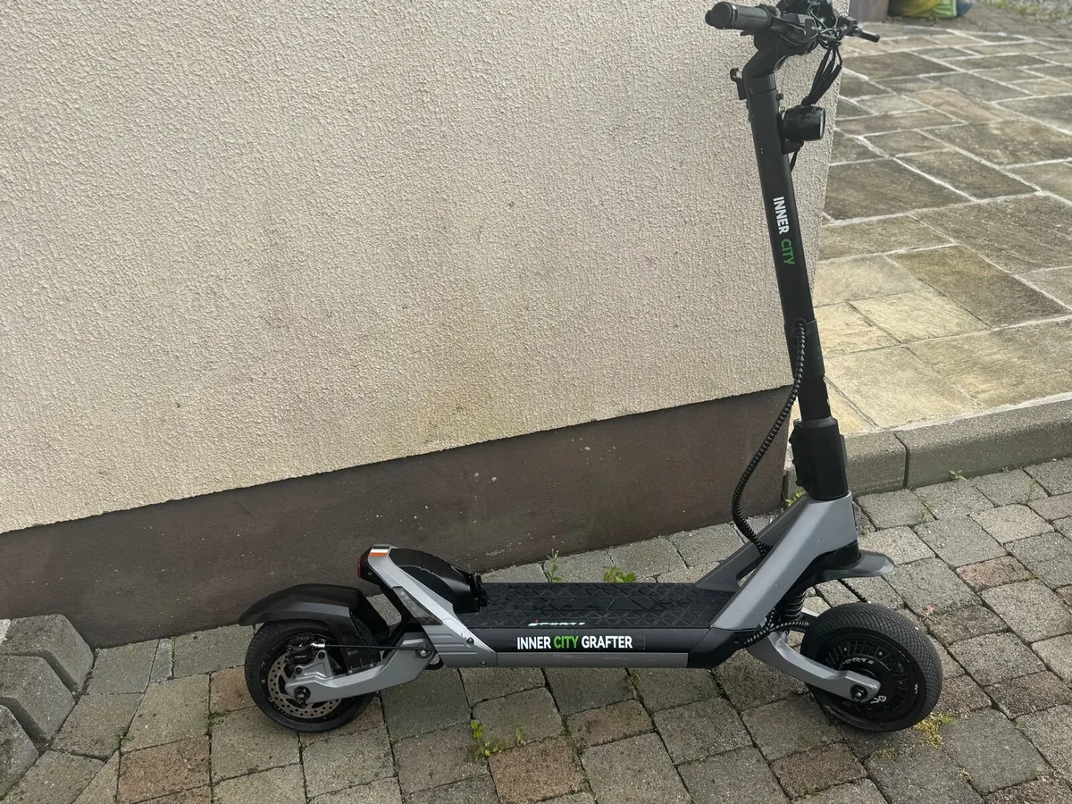 🛴INNER CITY GRAFTER ELECTRIC SCOOTER 2400W - Image 2