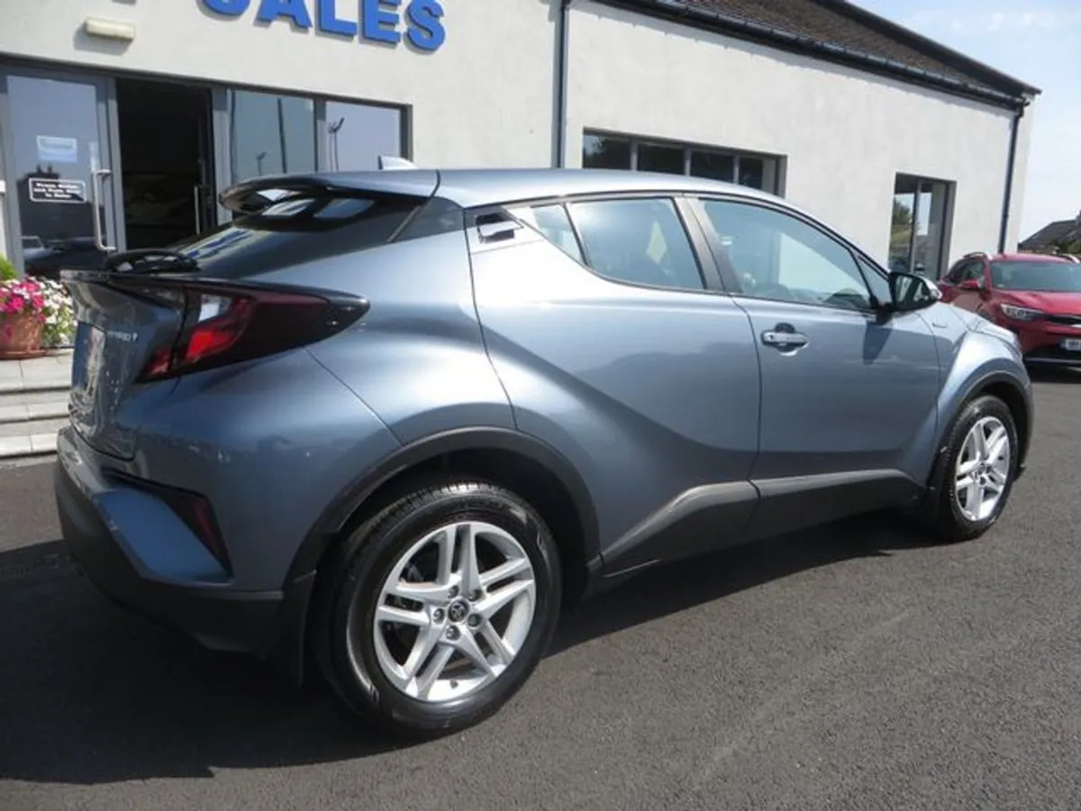 Toyota C-HR Icon - Image 3