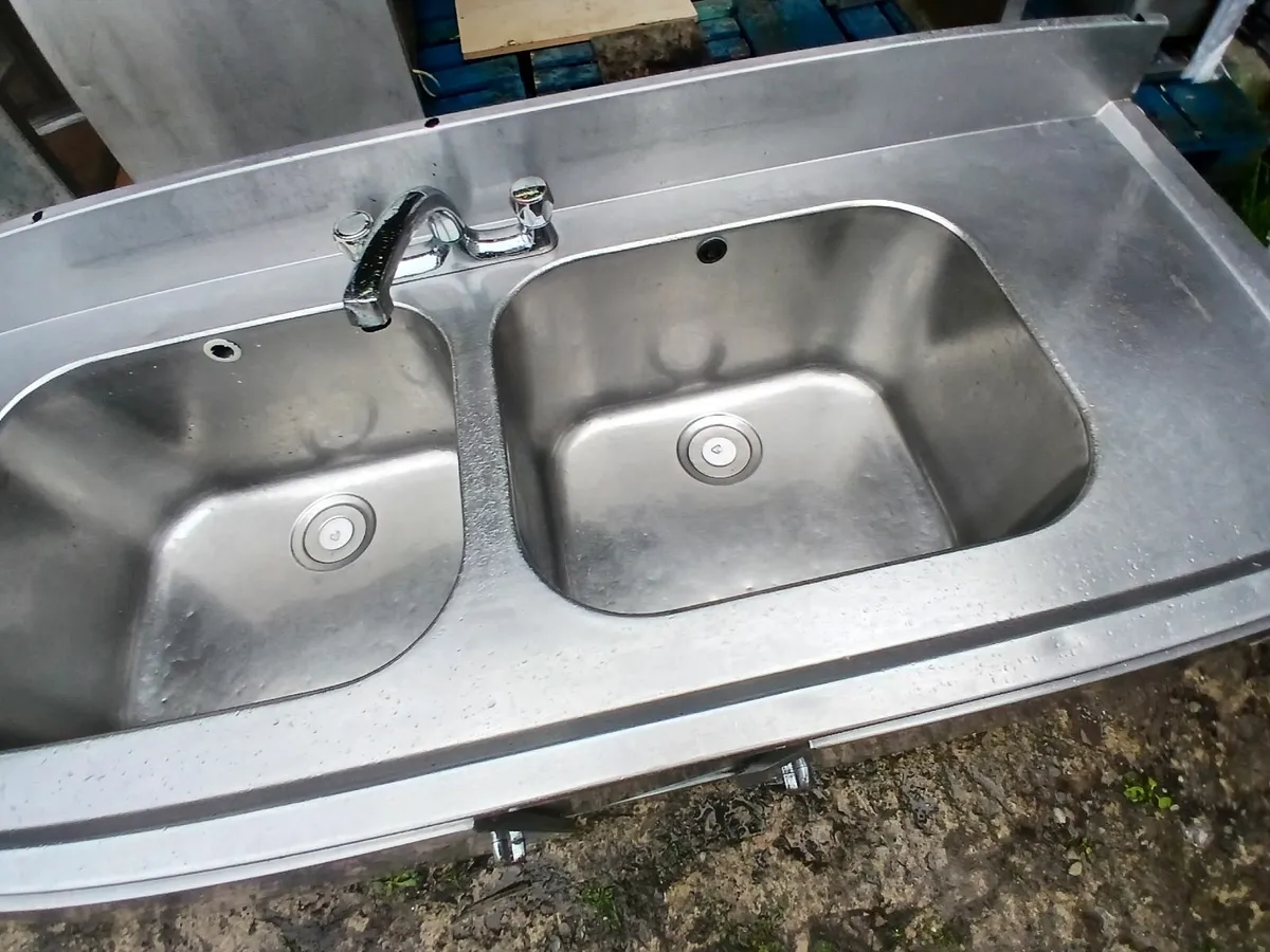 Stainless steel cabbinet butchers /sink uniy - Image 2