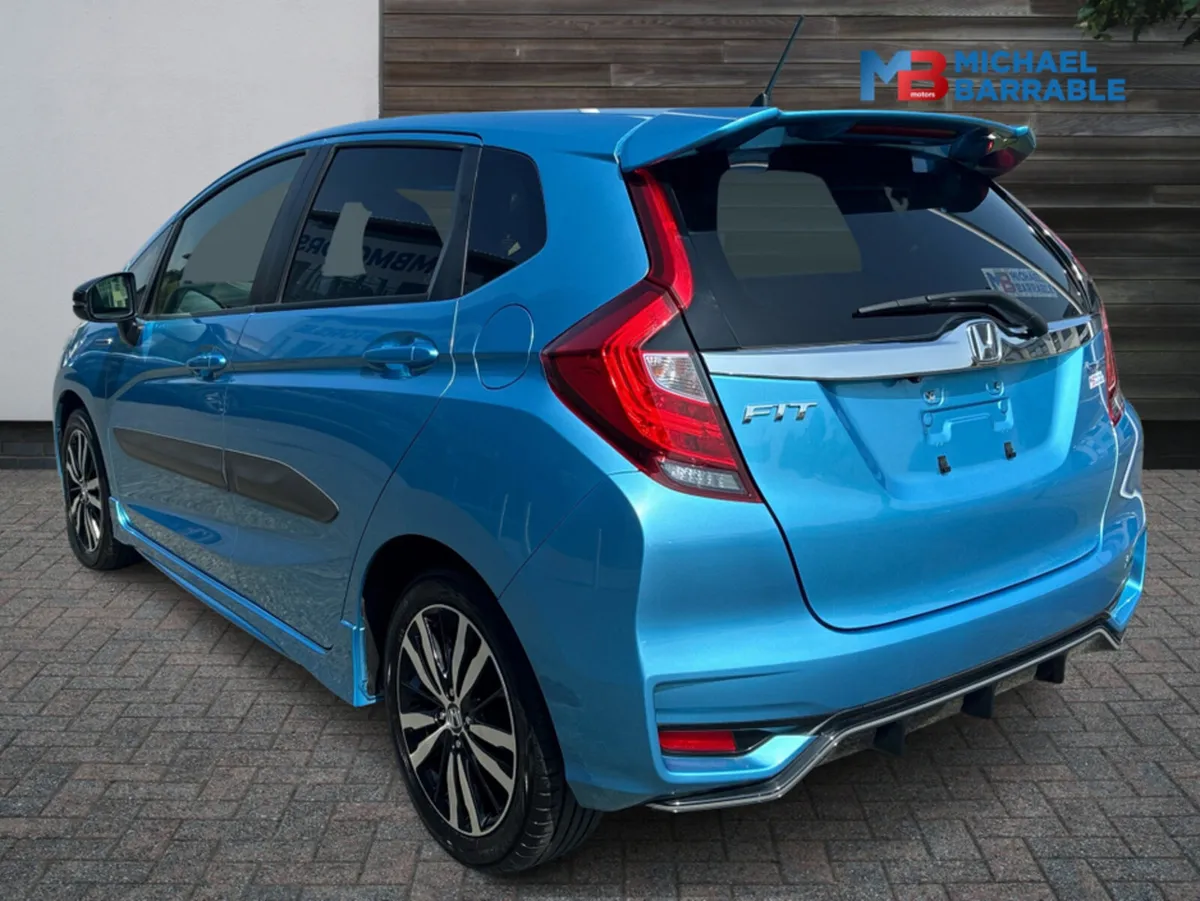 Honda Fit 1.5L Petrol Automatic Hybrid - Image 4
