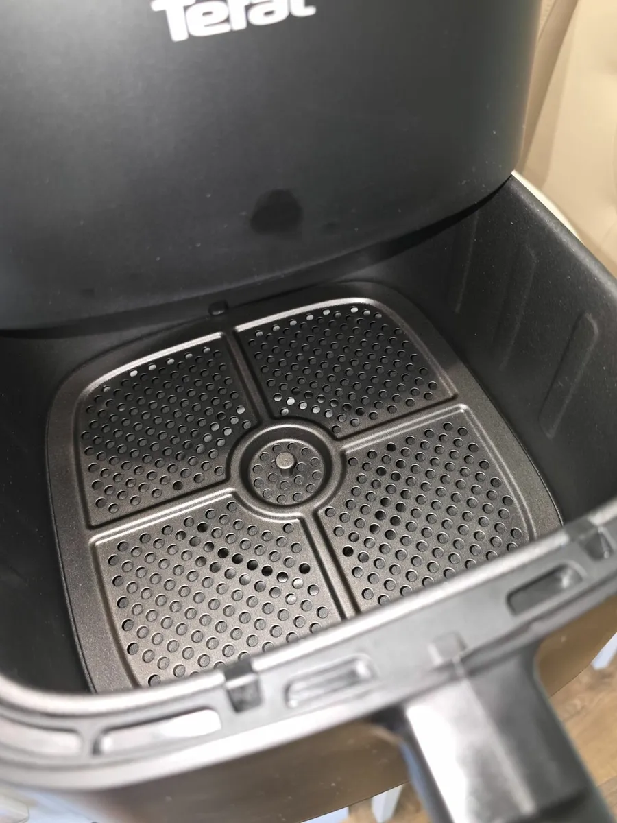 Tefal Airfryer New But Out of Box - Image 3