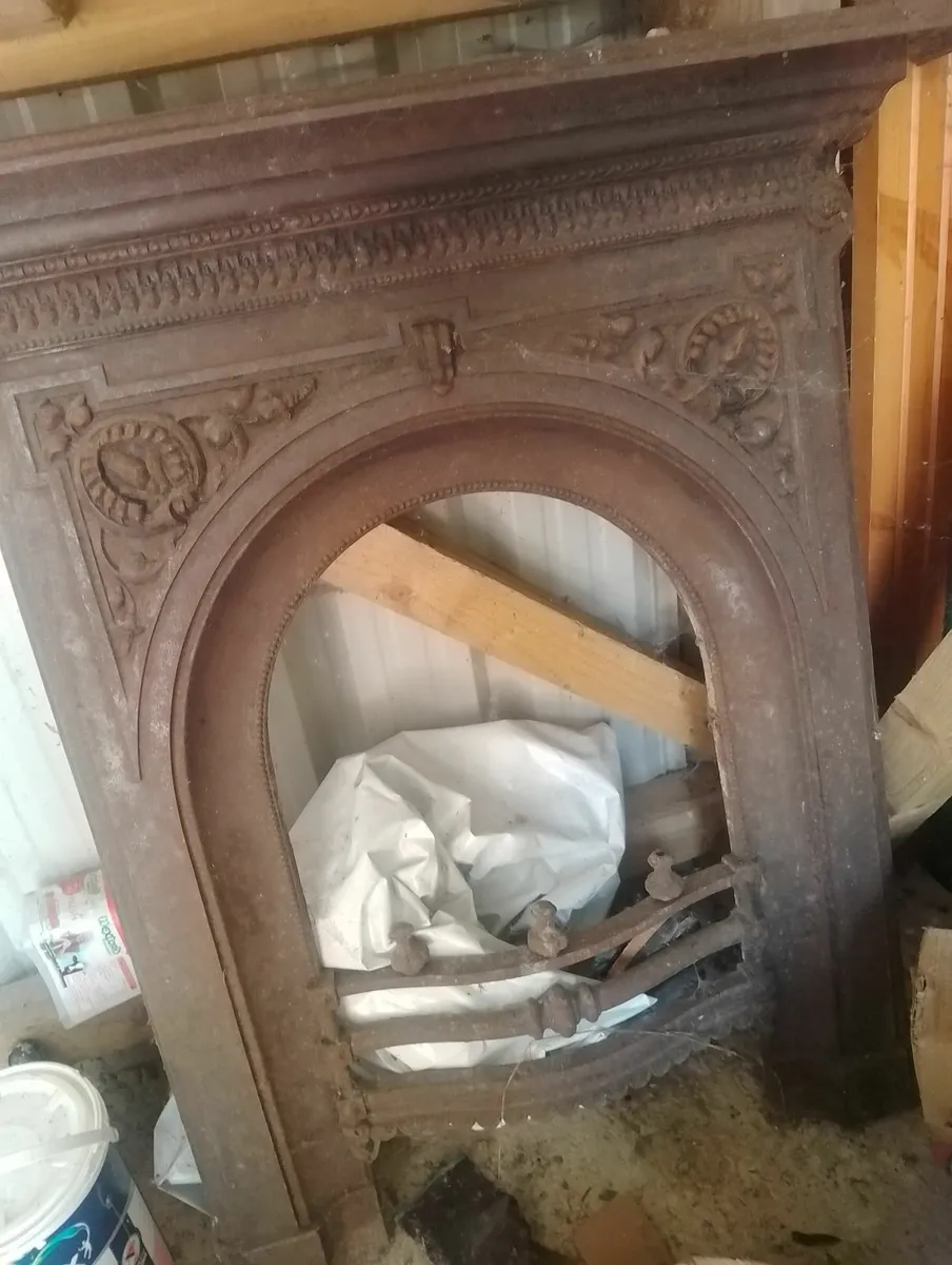 Cast iron fireplace/marble hearth - Image 2
