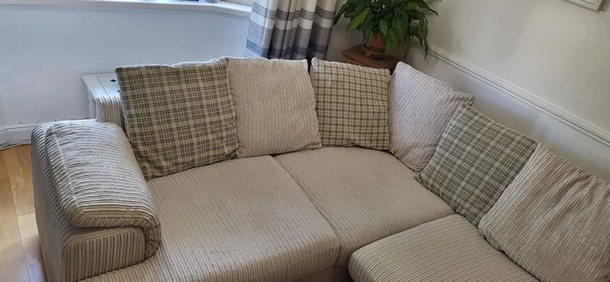 Sofa - Image 3