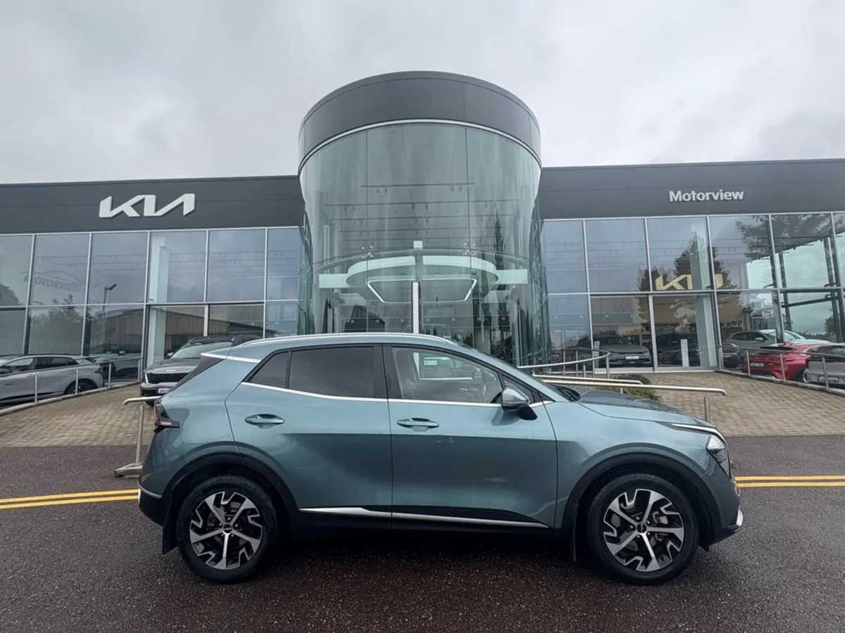 Kia Sportage HEV HYBRID AUTO PREMIUM SPEC 5DR Auto - Image 1
