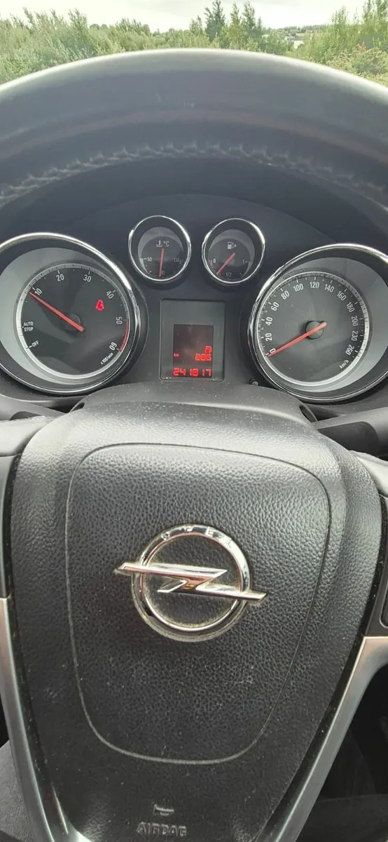 Opel Insignia 2012 - Image 3