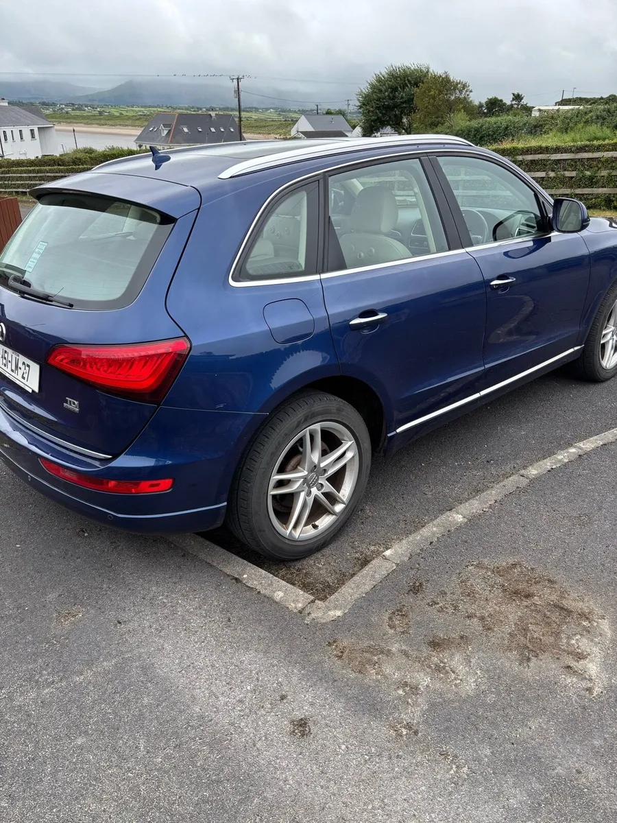 Blue Audi Q5 - Image 3