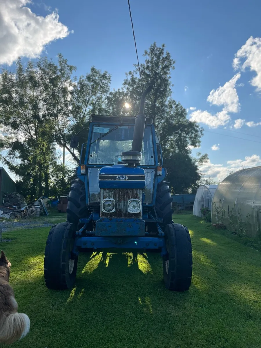 5610 Ford Tractor - Image 2