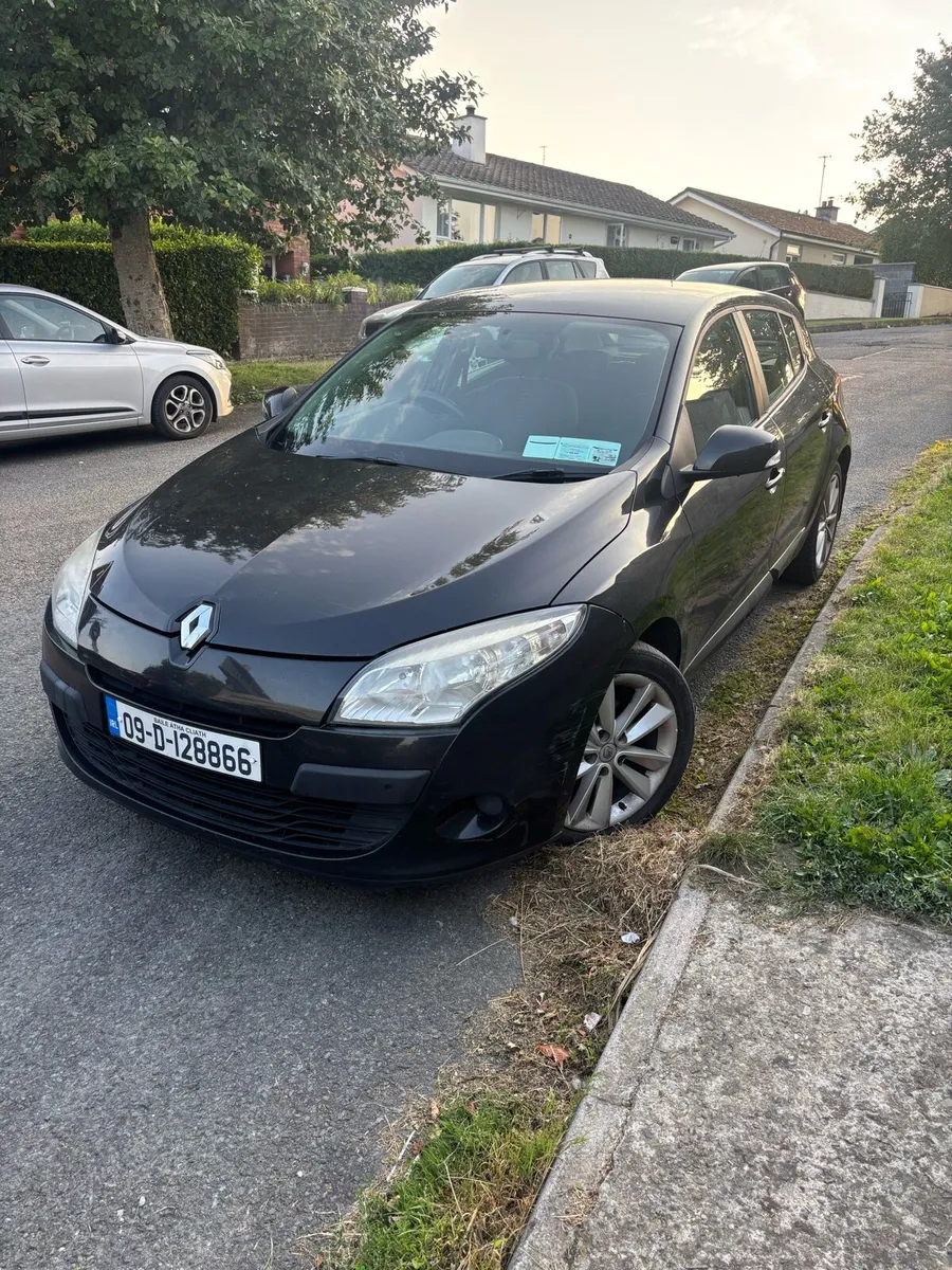Renault - Image 1