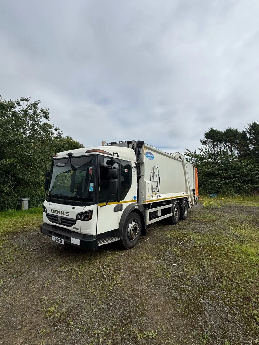 Refuse Truck - Dennis Bin Truck - Image 3