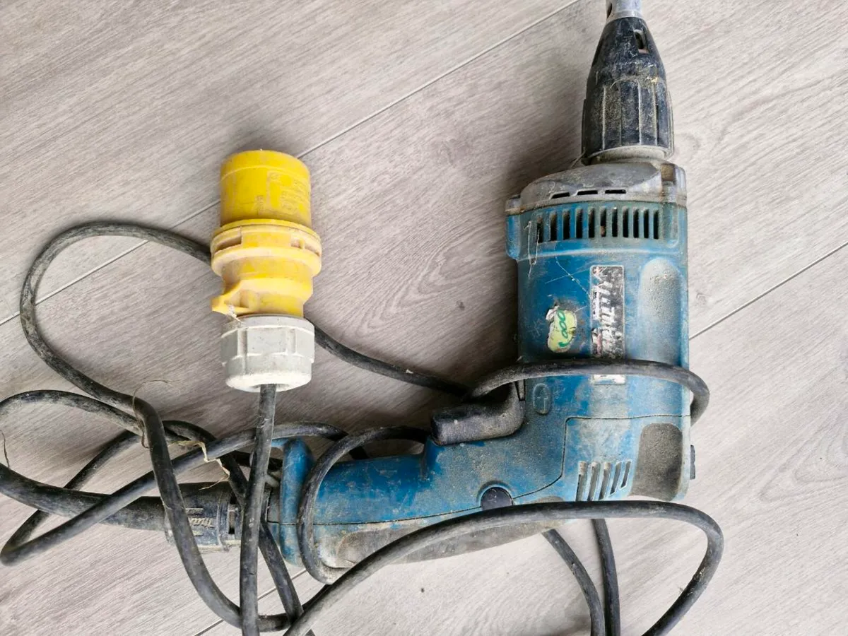 Makita screwgun