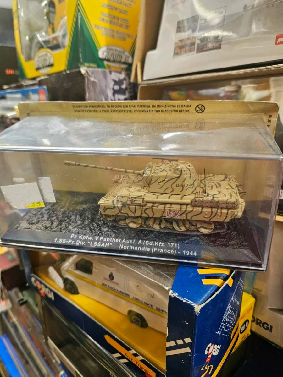 Corgi Atlas German WW2 Panther Tank