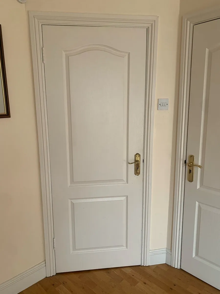 Door - Image 1