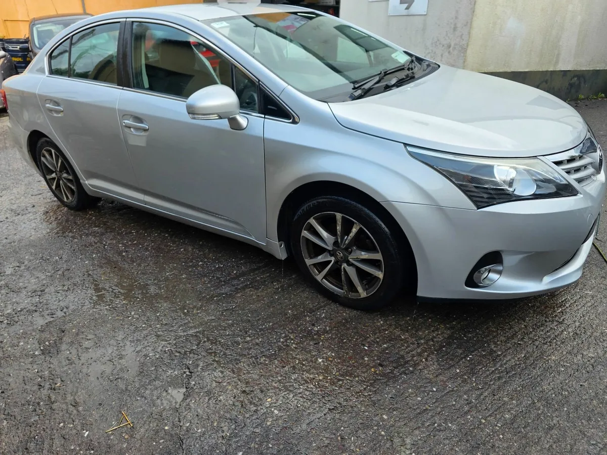 2014 Toyota avensis 2.0 did - Image 2