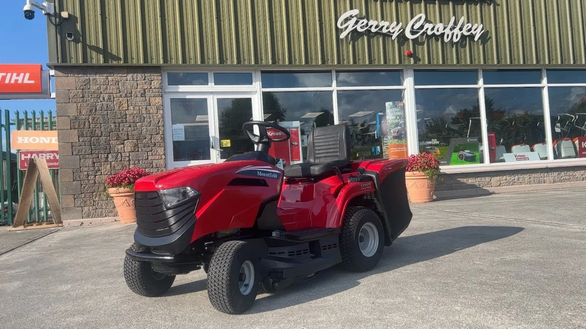 Mountfield 1530H Ride on Tractor Mower - Image 2