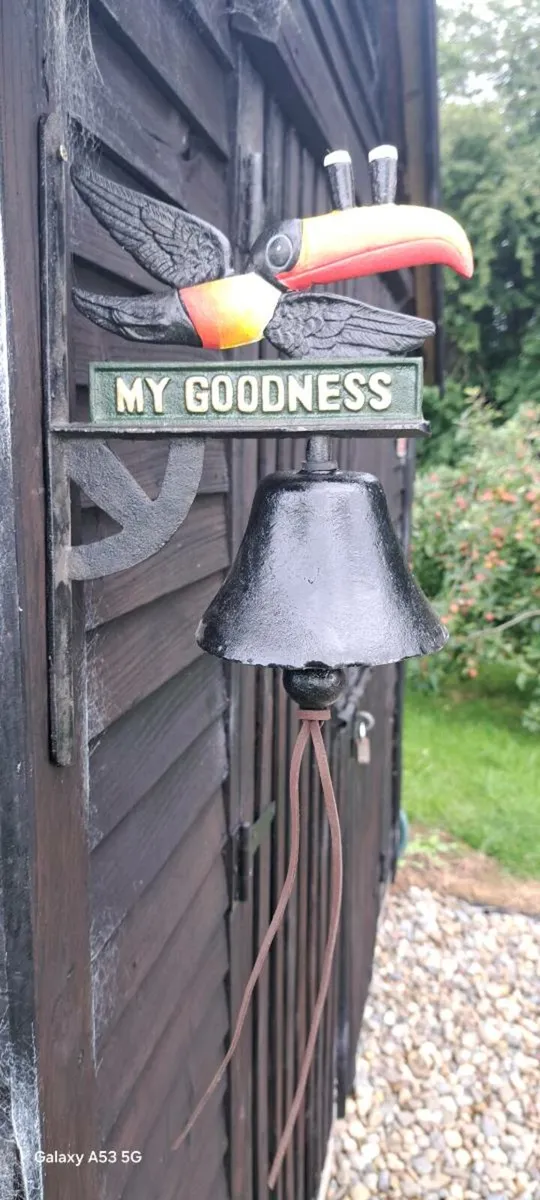 Guinness cast iron bell - Image 3
