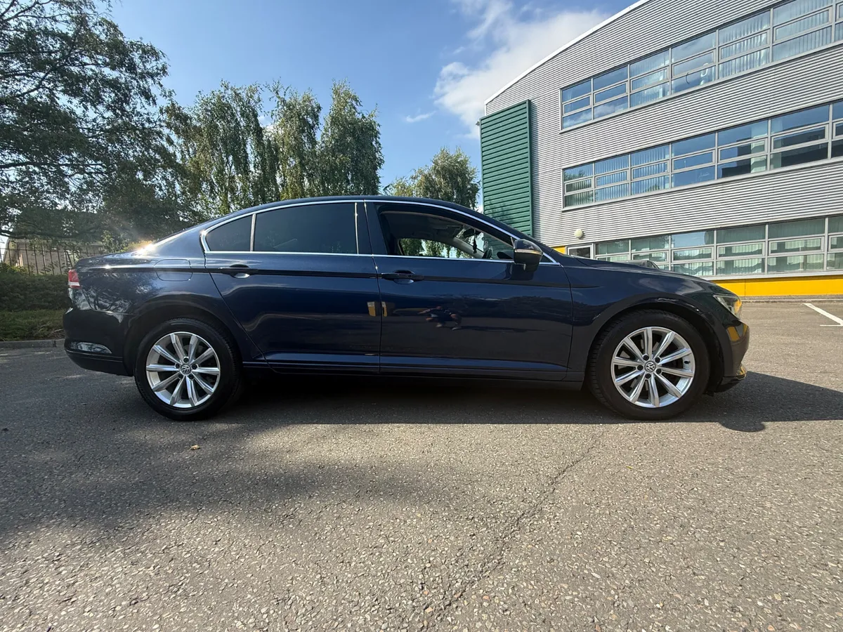 Volkswagen Passat 2.0 TDI High Line Business Ed - Image 3