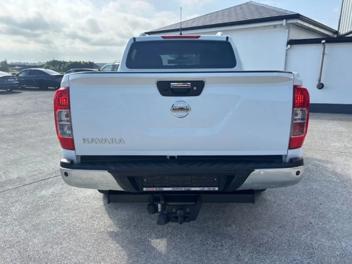 Nissan Navara DCI Tekna SHR DCB - Image 3