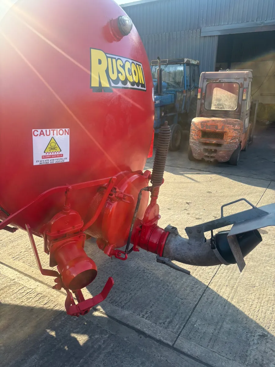 RUSCON 1600 TANKER - Image 4