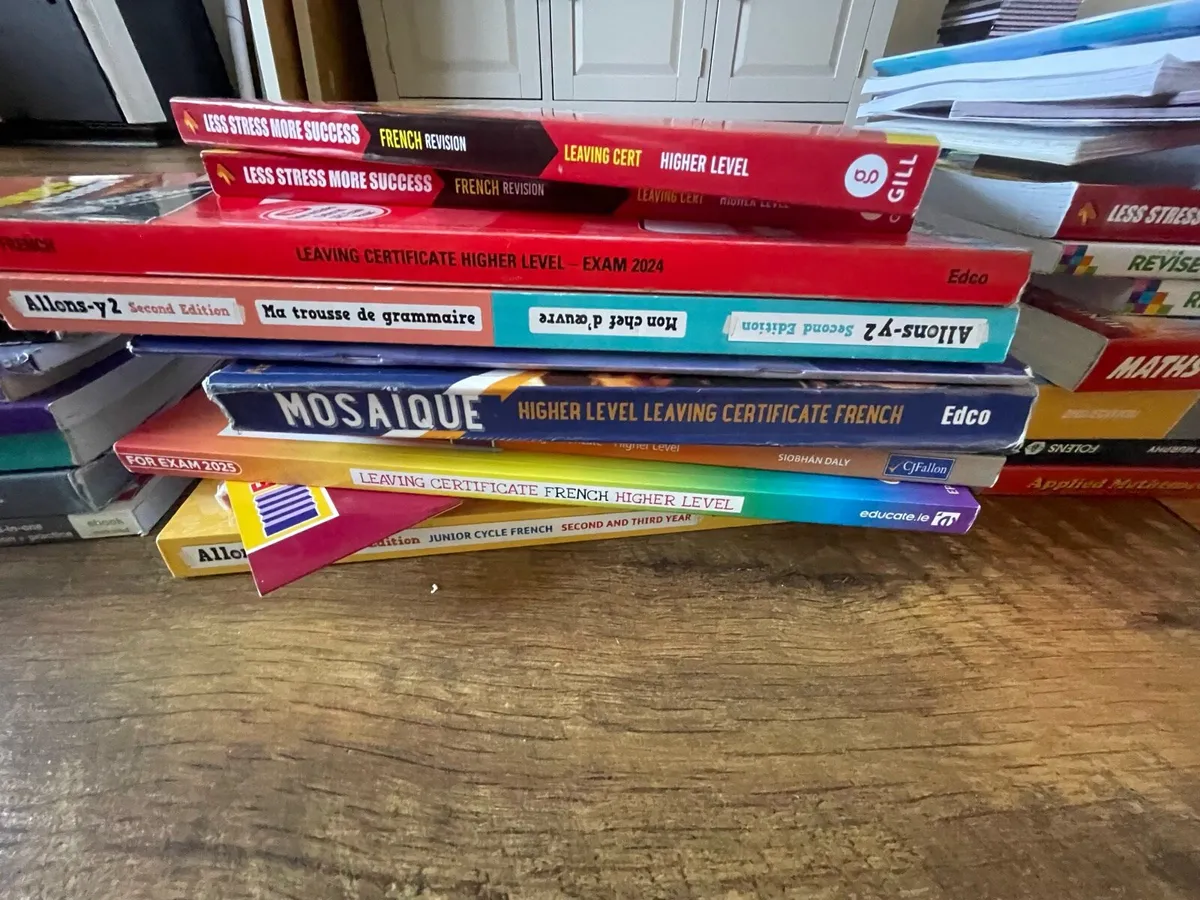 Leaving Cert and Junior Cycle books - Image 3
