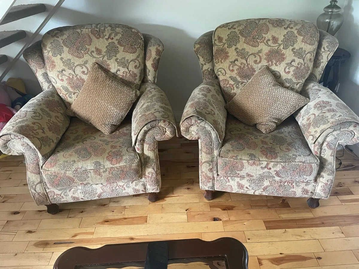 3 piece Suite of Furniture - Image 2