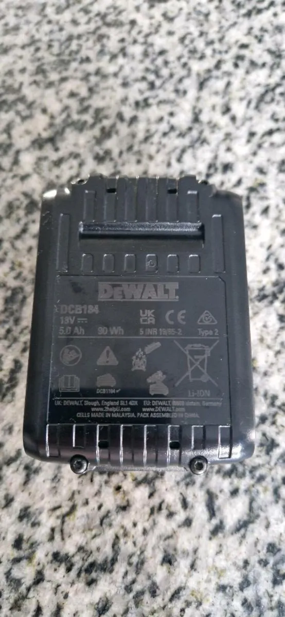 DeWalt McLaren 18V 5.0Ah Battery - Image 2