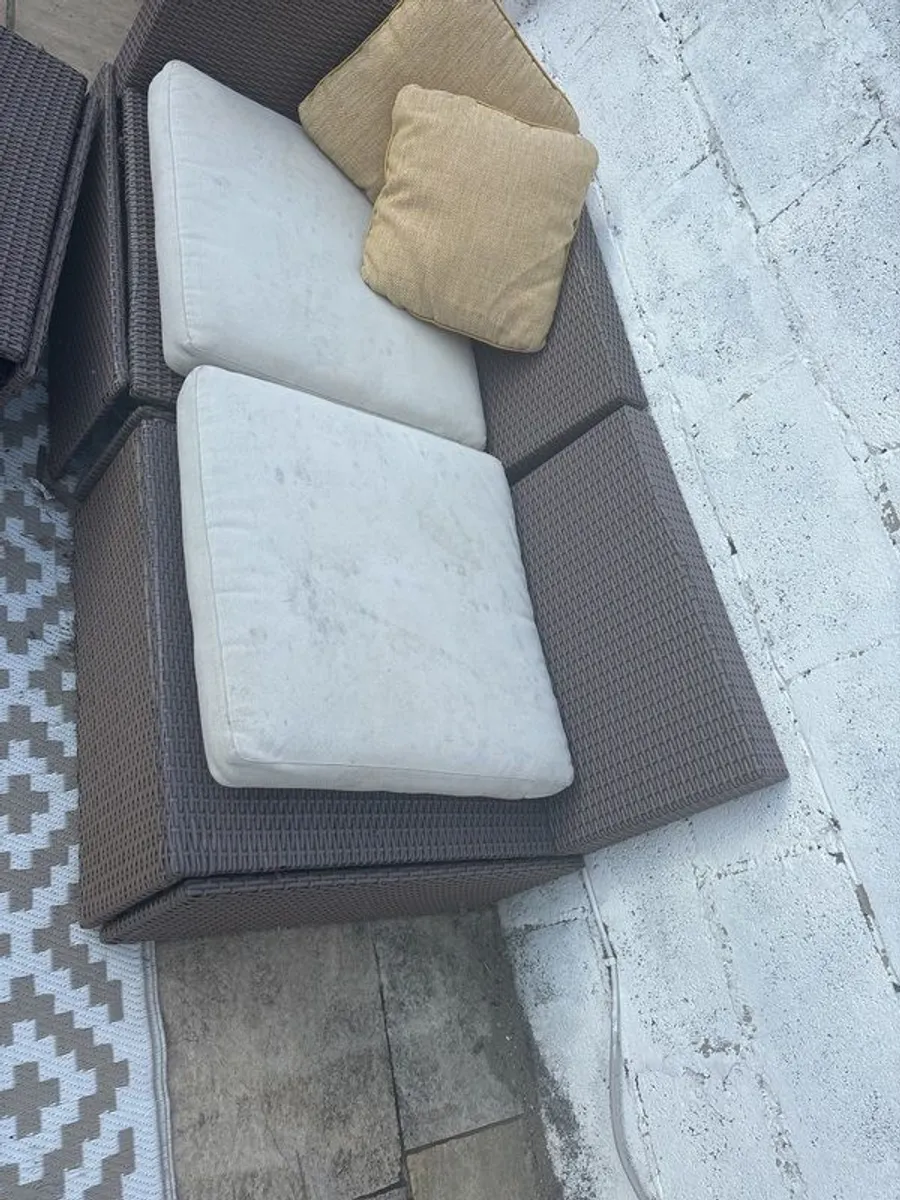 Rattan 2 seater corner set - Image 3