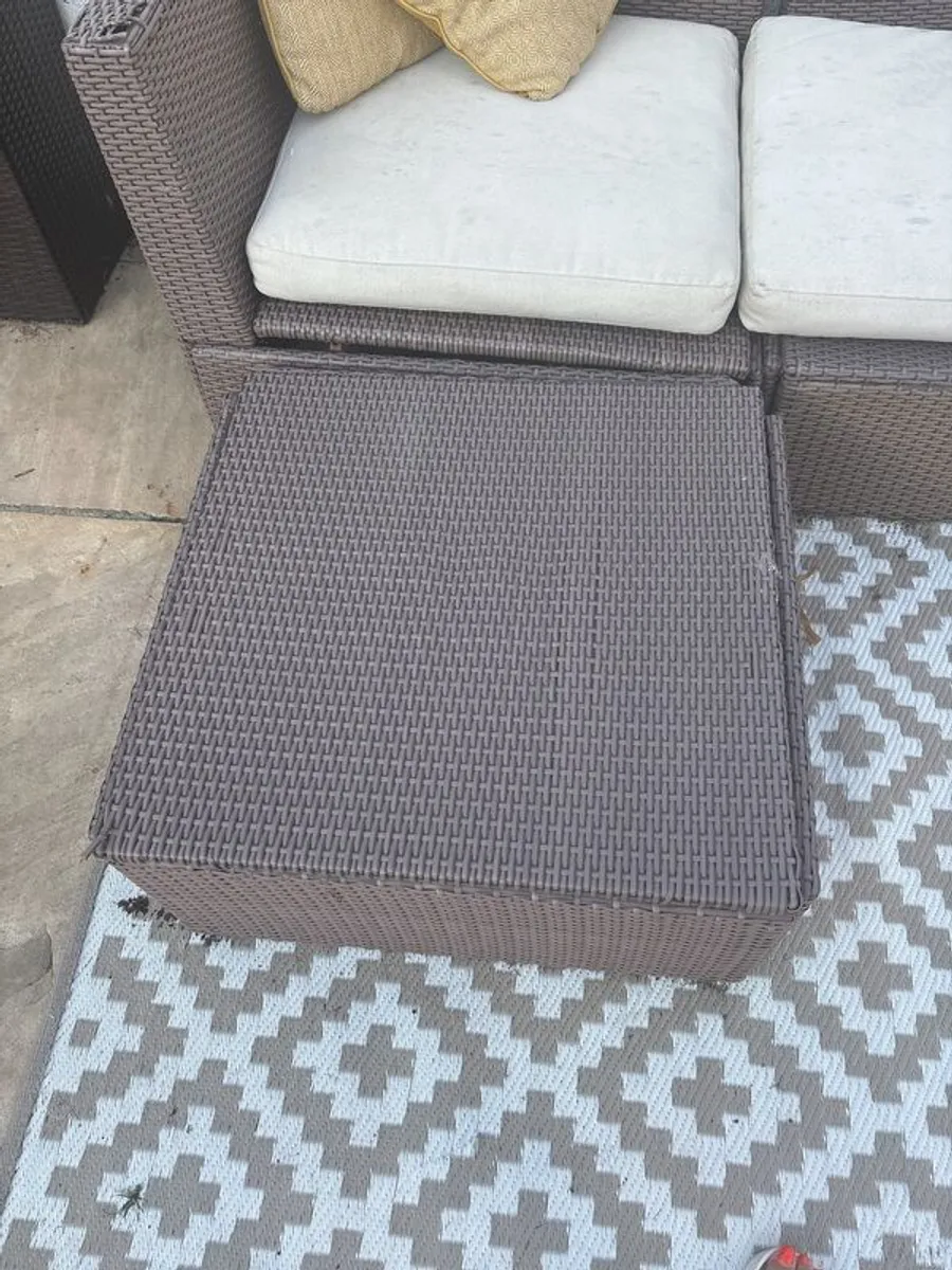 Rattan 2 seater corner set - Image 4