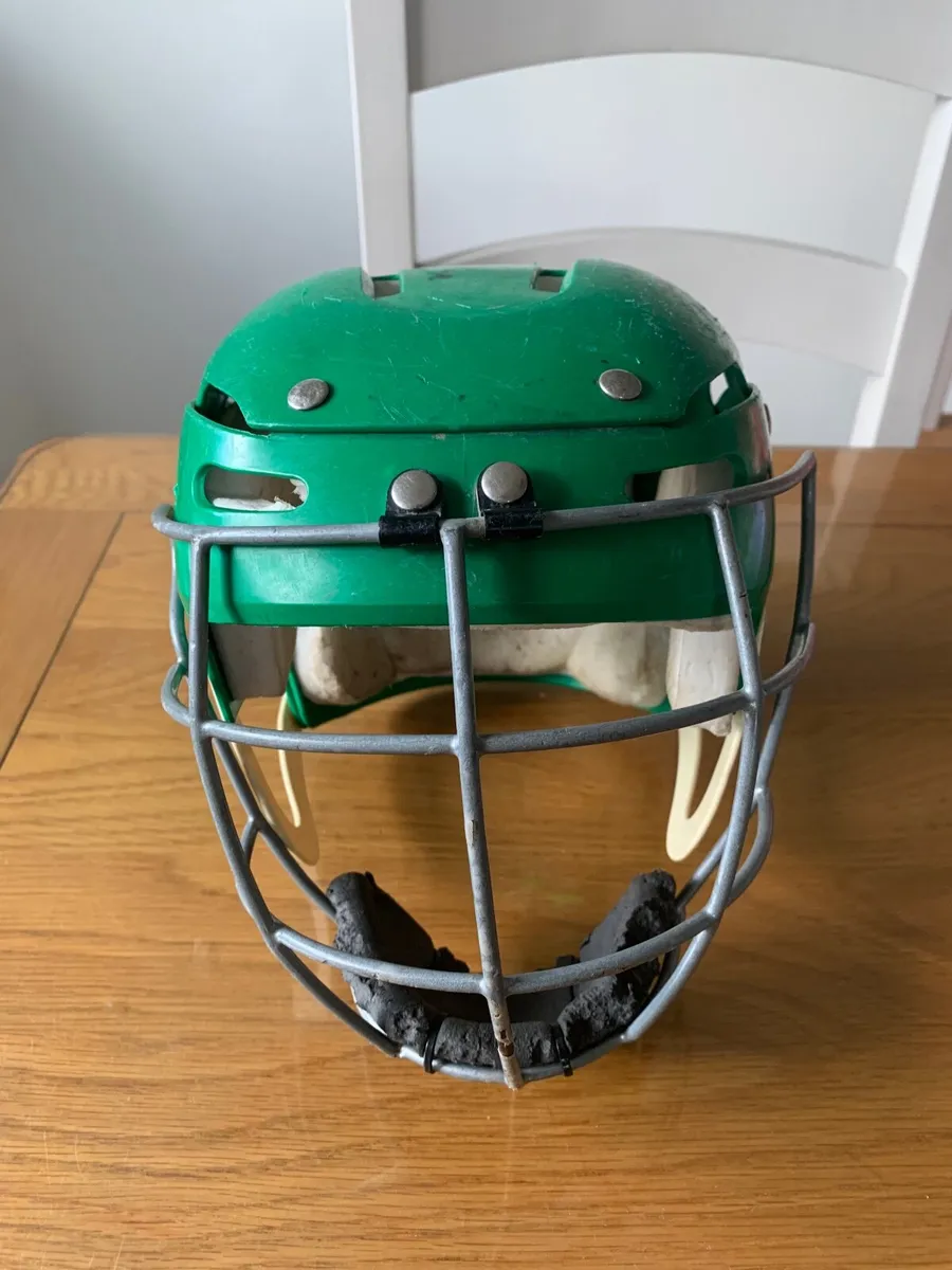 Oldstyle 00s Mycro Hurling Helmet - Image 1