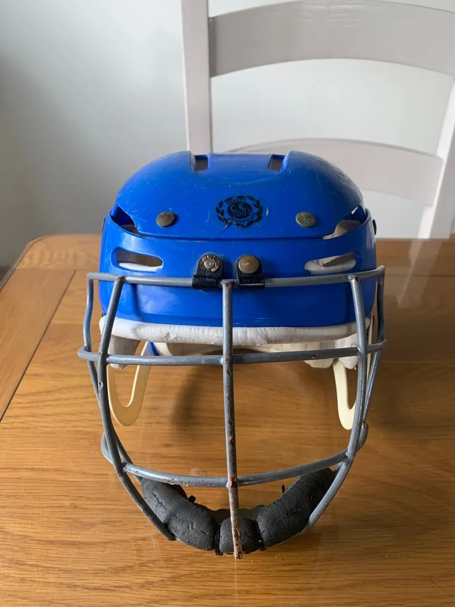 Oldstyle 00s Mycro Hurling Helmet - Image 1