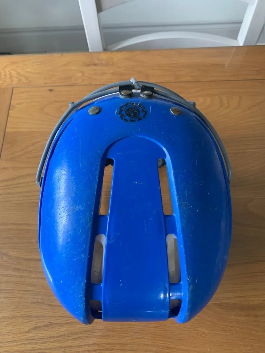 Oldstyle 00s Mycro Hurling Helmet - Image 2