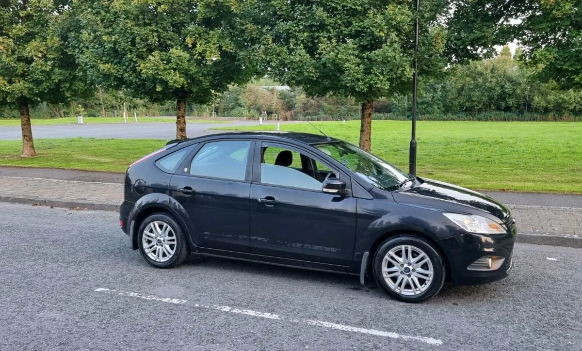 Ford Focus - Image 2