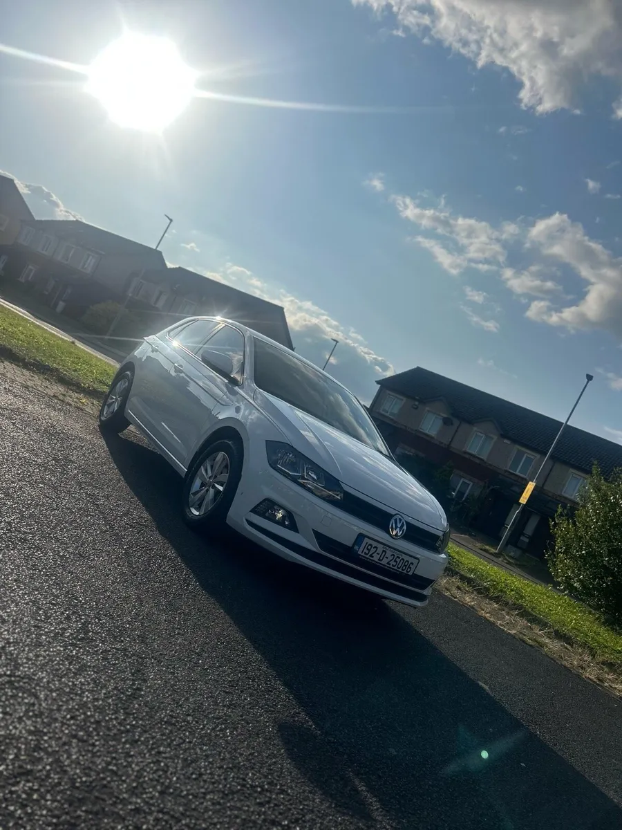 2019 Volkswagen polo - Image 1