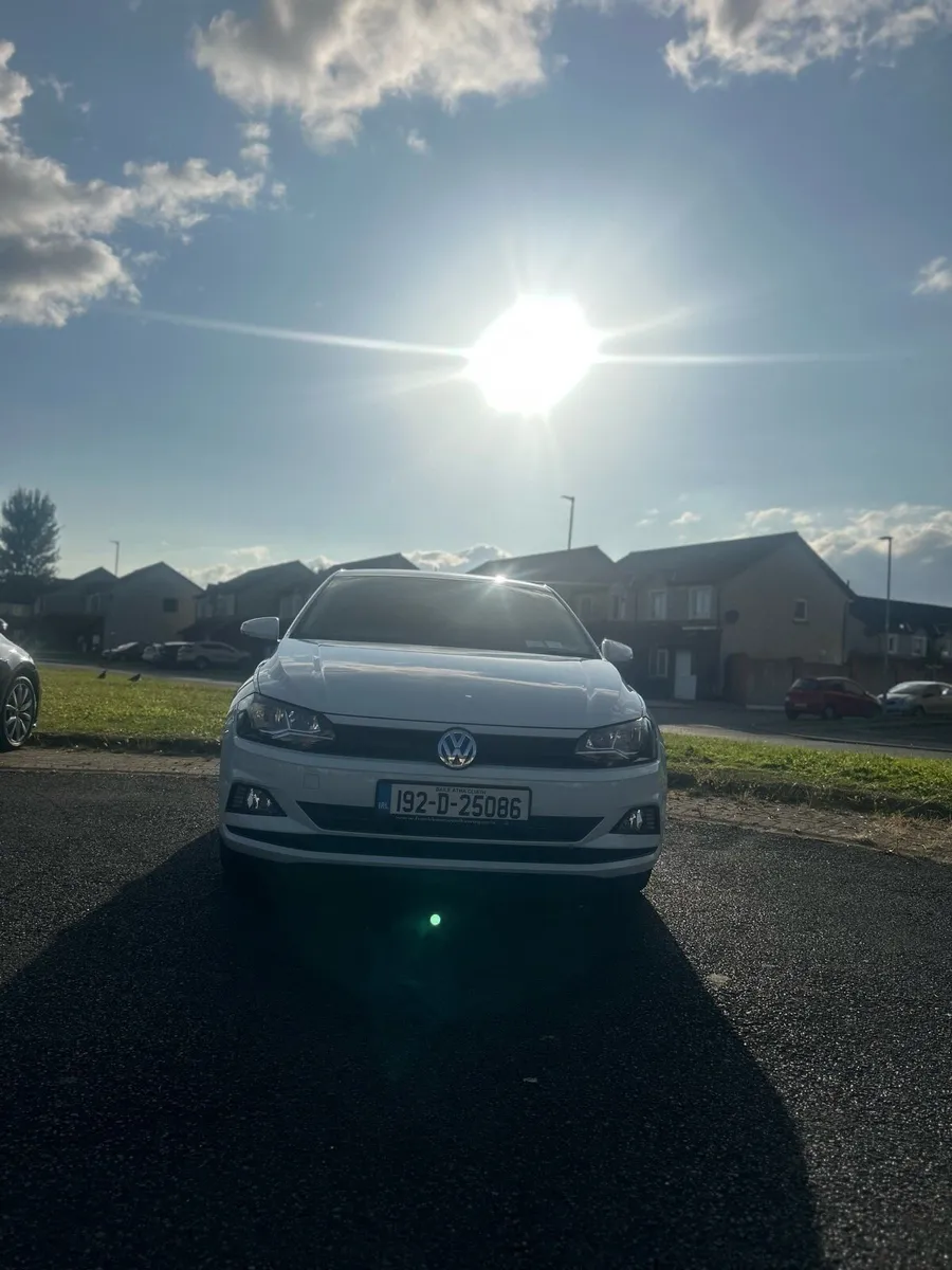 2019 Volkswagen polo - Image 3