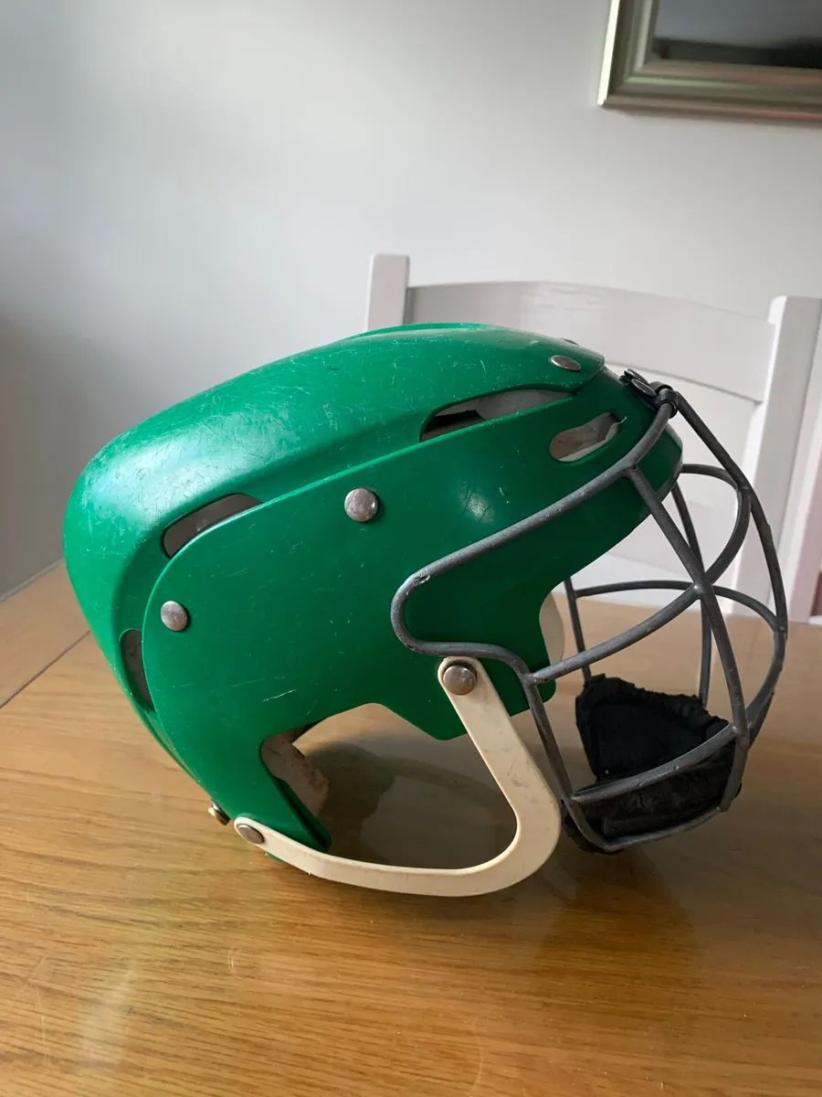 Oldstyle 00s Mycro Hurling Helmet - Image 3