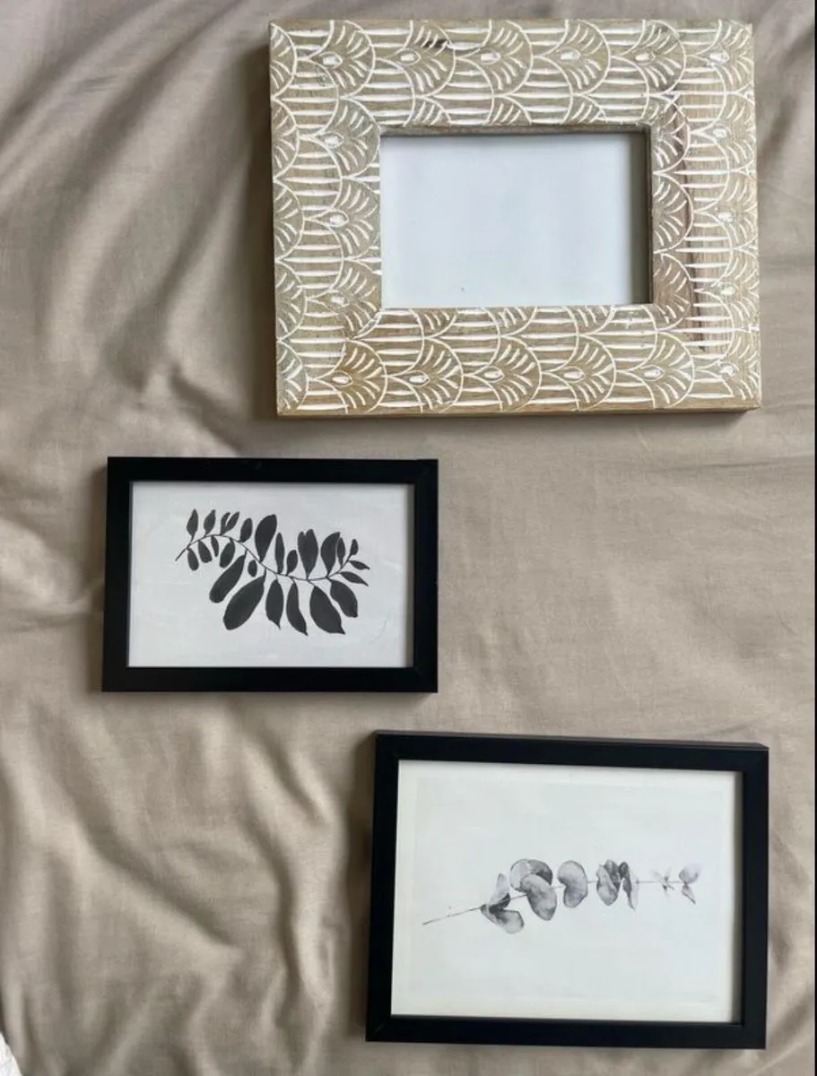 Frames x3