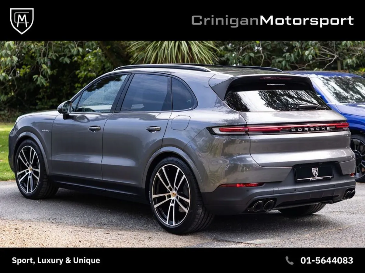 Porsche Cayenne V6 E-hybrid - Image 2