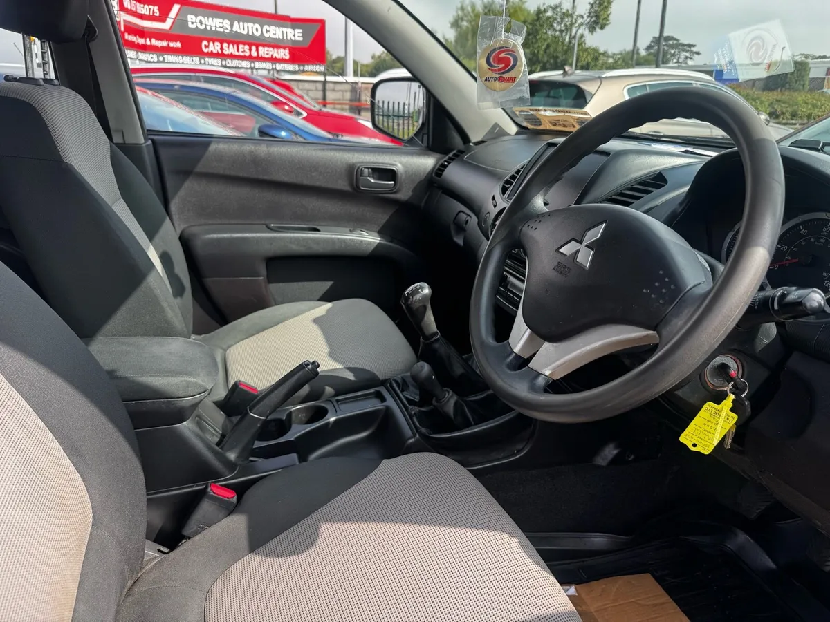 Mitsubishi L200 - Image 4
