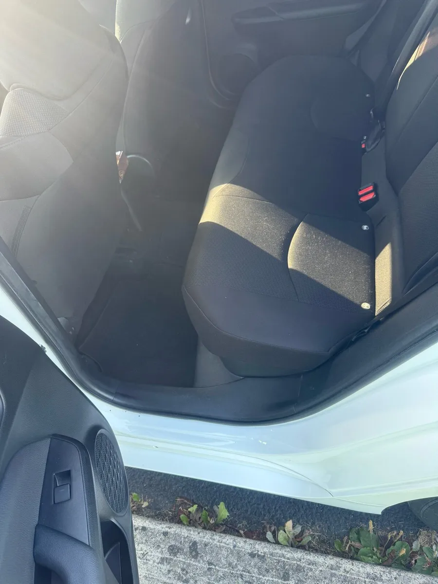Toyota Prius 2020 low mileage - Image 3
