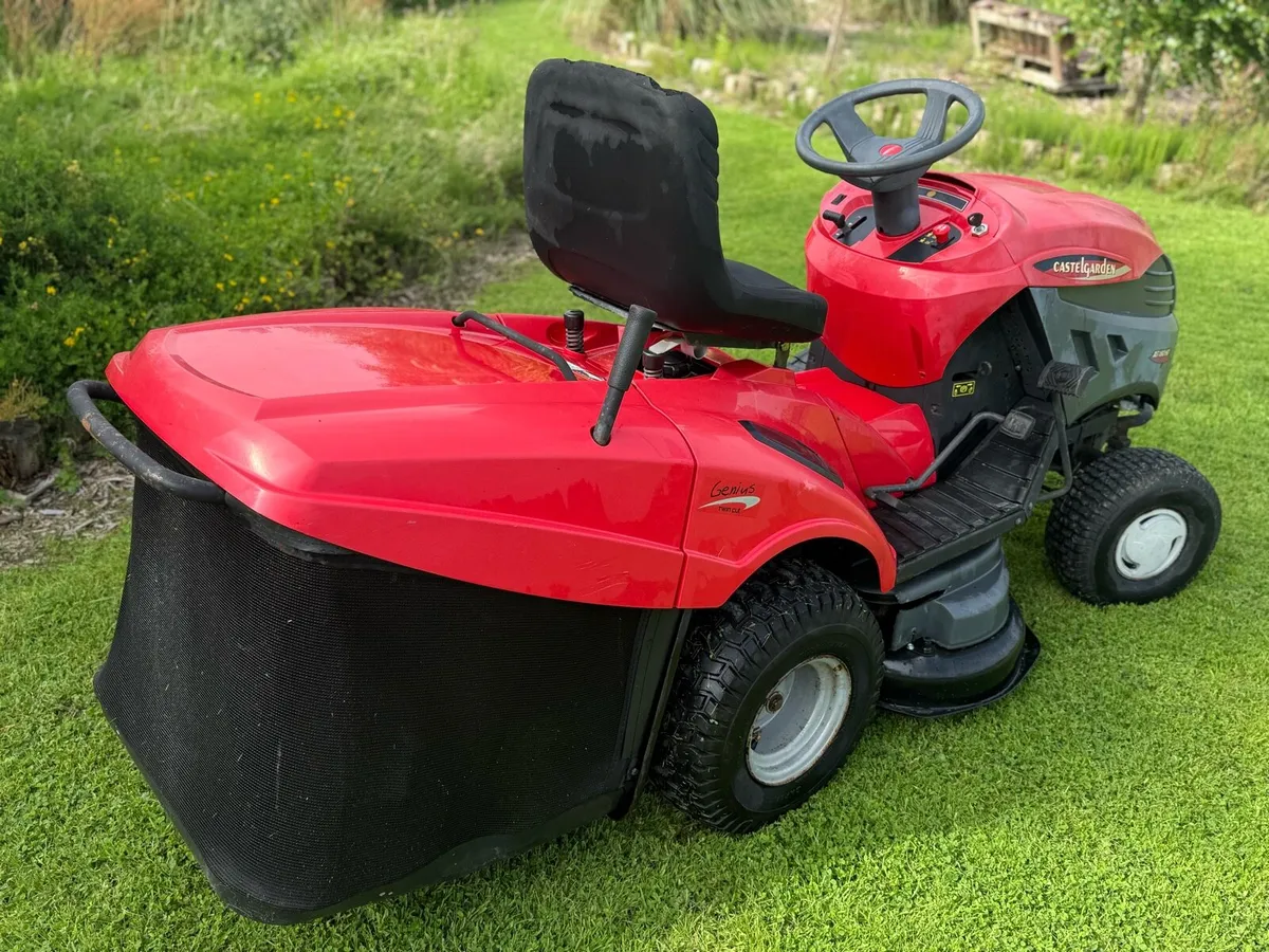 Castelgarden RideOn Lawnmower - Image 2