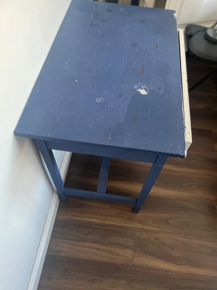 Desk - Image 1