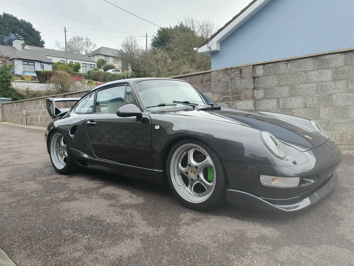 Porsche - Image 1