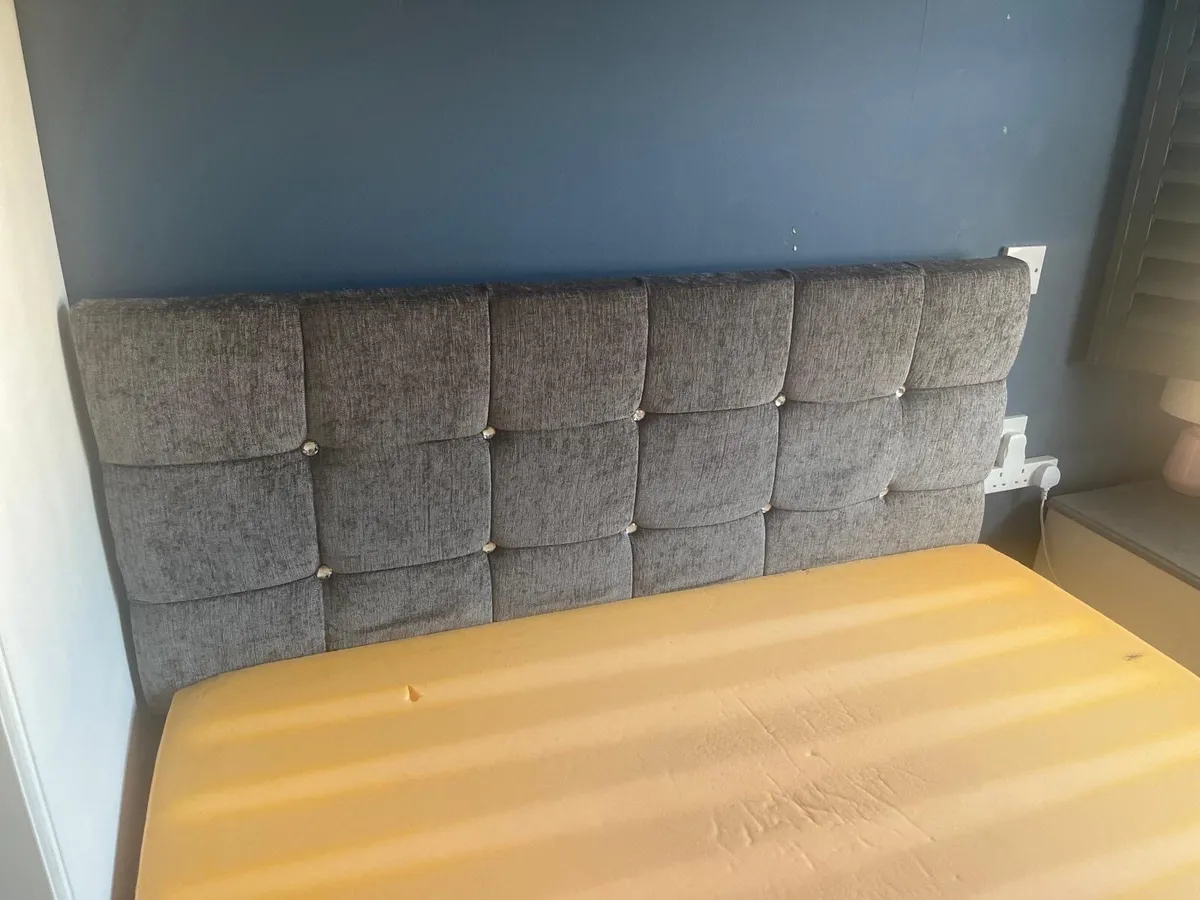 Double bed 4ft 6 with Emma mattress - Image 1