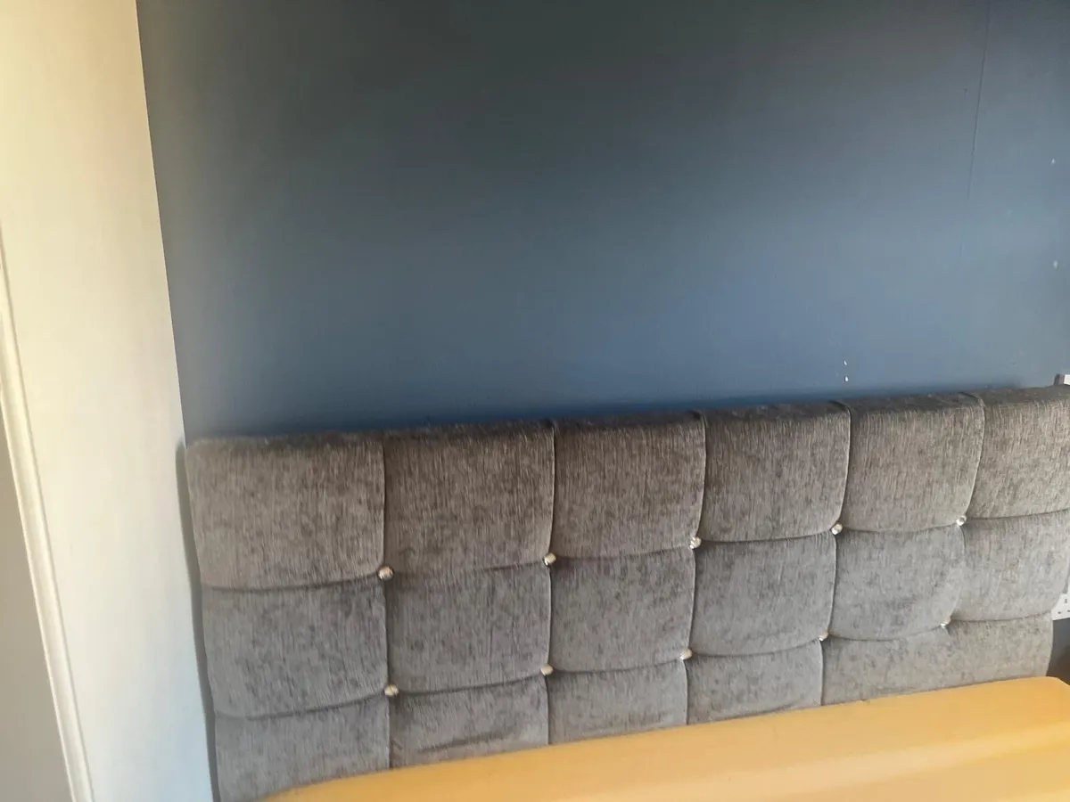Double bed 4ft 6 with Emma mattress - Image 3