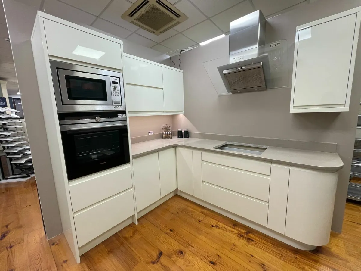Winterwood Kitchen Ex Display